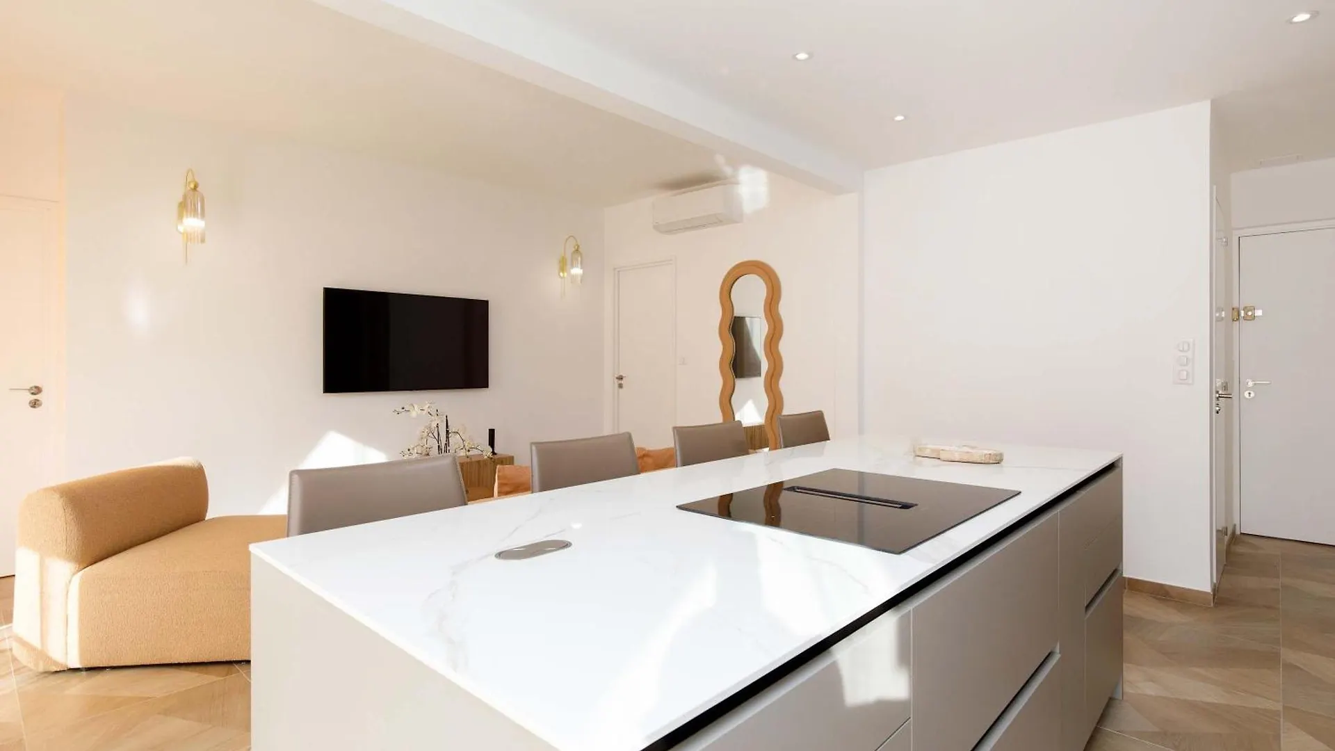 Carlton Area Lux 2 Beds 2 Baths Daire Cannes